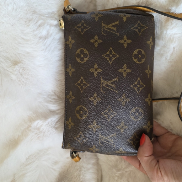 💕Louis Vuitton Pallas Uniform Monogram Crossbody - Picture 5 of 10